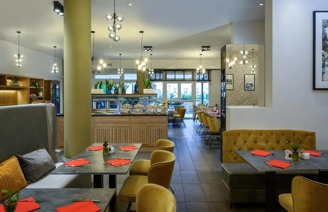 Leonardo Hotel Lago Di Garda - Wellness And Spa-1